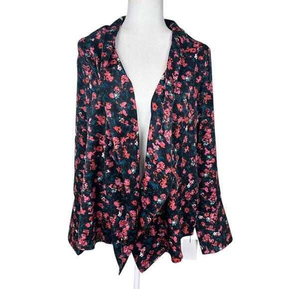 Something Navy Pink Rosebud Painterly Roses Top NWT Size XXL - Picture 3 of 9
